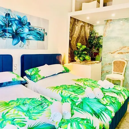 Endless Sea Views Promenade Des Apartment